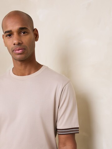 T-Shirt 'Premium' Next en gris