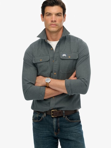 Superdry Regularny krój Koszula 'Trailsman' w kolorze zielony: przód