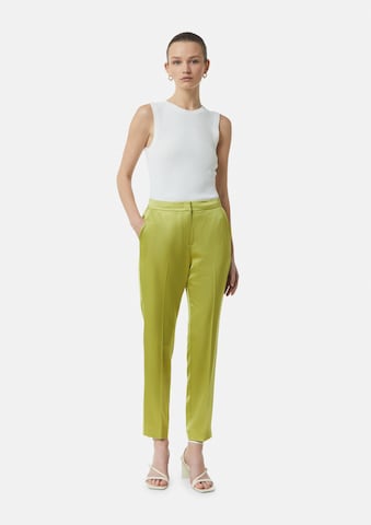 Coupe slim Pantalon à plis COMMA en vert : devant