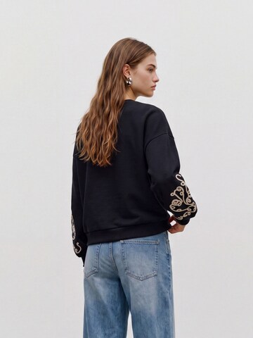 VERO MODA Dressipluus 'VMVELO', värv must