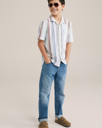 WE Fashion Regular Fit Paita värissä valkoinen