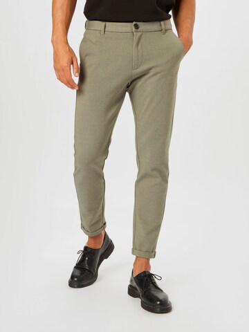 Coupe slim Pantalon Lindbergh en vert : devant