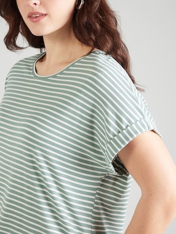 Maglietta 'CARMOSTER' di ONLY Carmakoma in verde