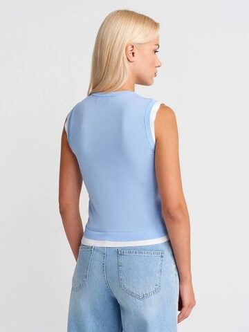 Top in maglia di Dilvin in blu