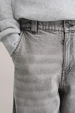 Loosefit Jeans di WE Fashion in grigio