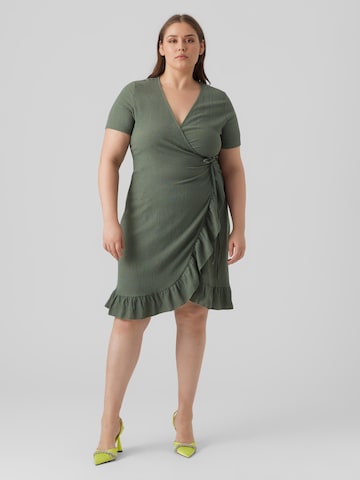 Rochie 'Haya' de la Vero Moda Curve pe verde: față