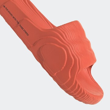 ADIDAS ORIGINALS Μιούλ 'Adilette 22' σε κόκκινο