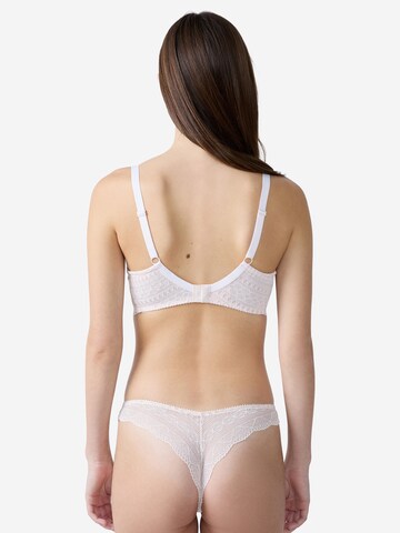 ETAM Minimiser Bra 'Idole' in Pink