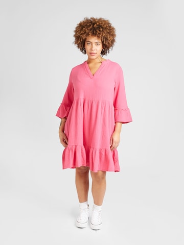 Robe 'Thyra' ONLY Carmakoma en rose : devant