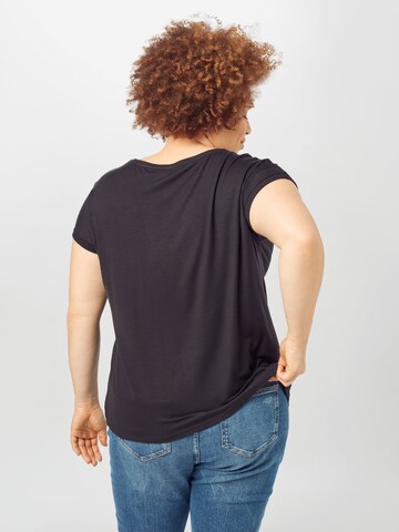 Maglietta 'DAVA' di Vero Moda Curve in nero