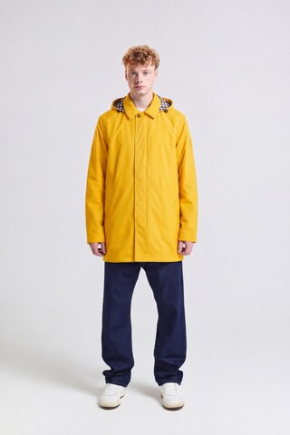 Aquascutum Active Between-Seasons Parka in Yellow: front