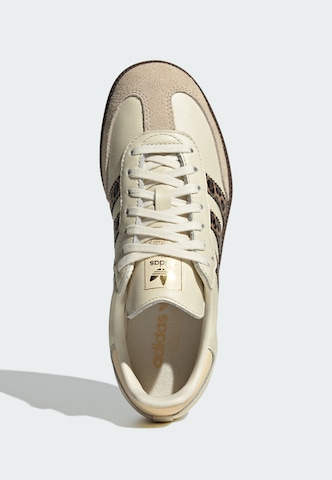 ADIDAS ORIGINALS - Zapatillas deportivas 'Samba' en beige