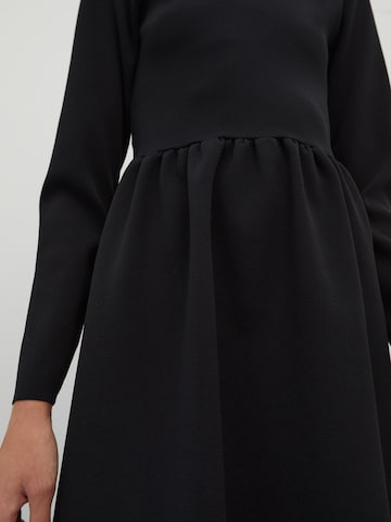 EDITED Gebreide jurk 'Kalea' in Zwart