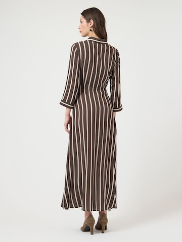 YAS Dress 'YASSavanna' in Brown