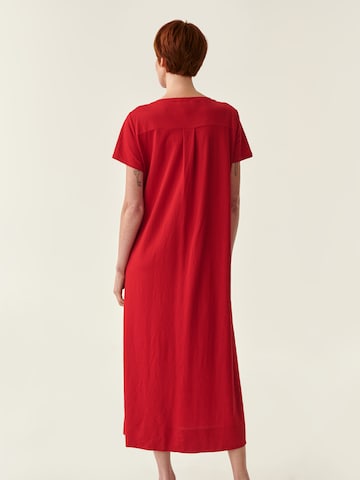 TATUUM - Vestido 'Gardina' em vermelho