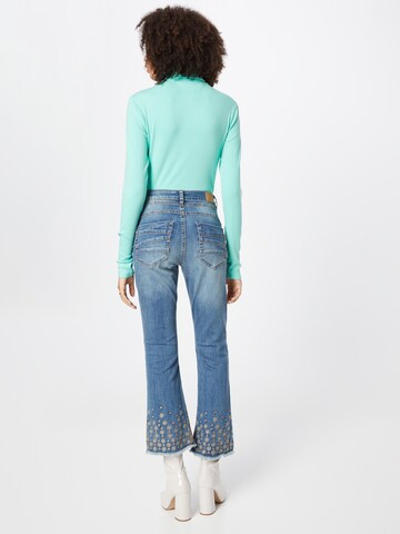 Cream Flared Jeans 'Rysha' in Blauw