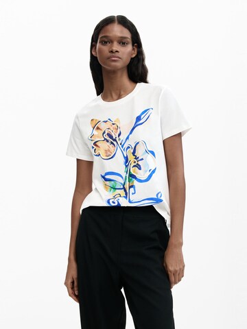 Tricou de la Desigual pe alb: față