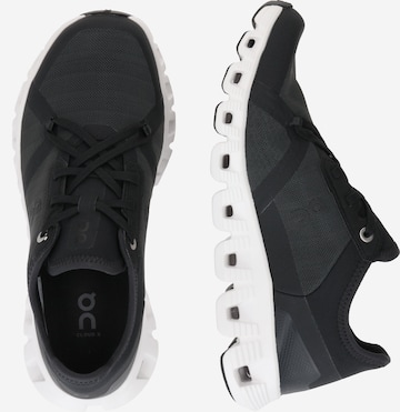 Scarpa da corsa 'CloudX3 AD' di On in nero