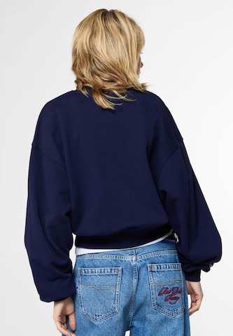 Red Bull Racing x Pepe Jeans Sweatshirt in Blauw