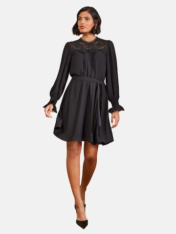 Rochie de la love & roses pe negru: față