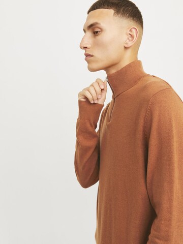 Pullover 'JJEEmil' di JACK & JONES in marrone