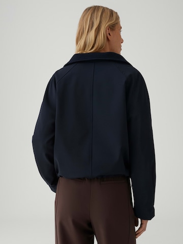 OPUS - Chaqueta de entretiempo 'Halvi' en azul