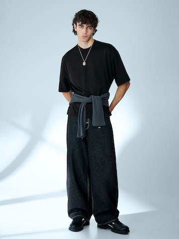 Bershka Shirt in Zwart