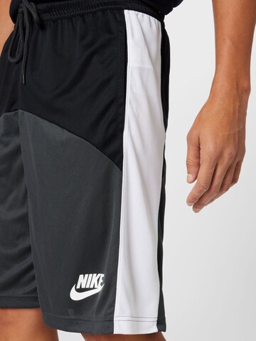 NIKE Loose fit Workout Pants in Grey