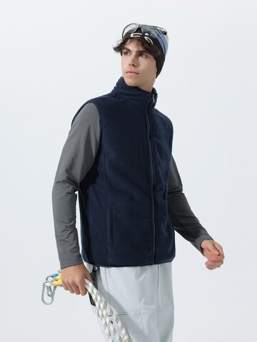 Youthup Vest in Blue