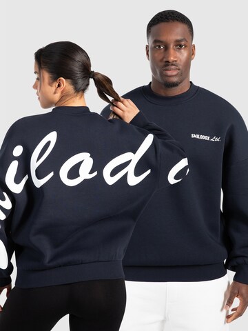 Smilodox Sweatshirt ' Liquid Brail ' in Blue: front