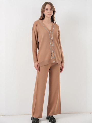Pantalons de tailleur Bigdart en marron : devant