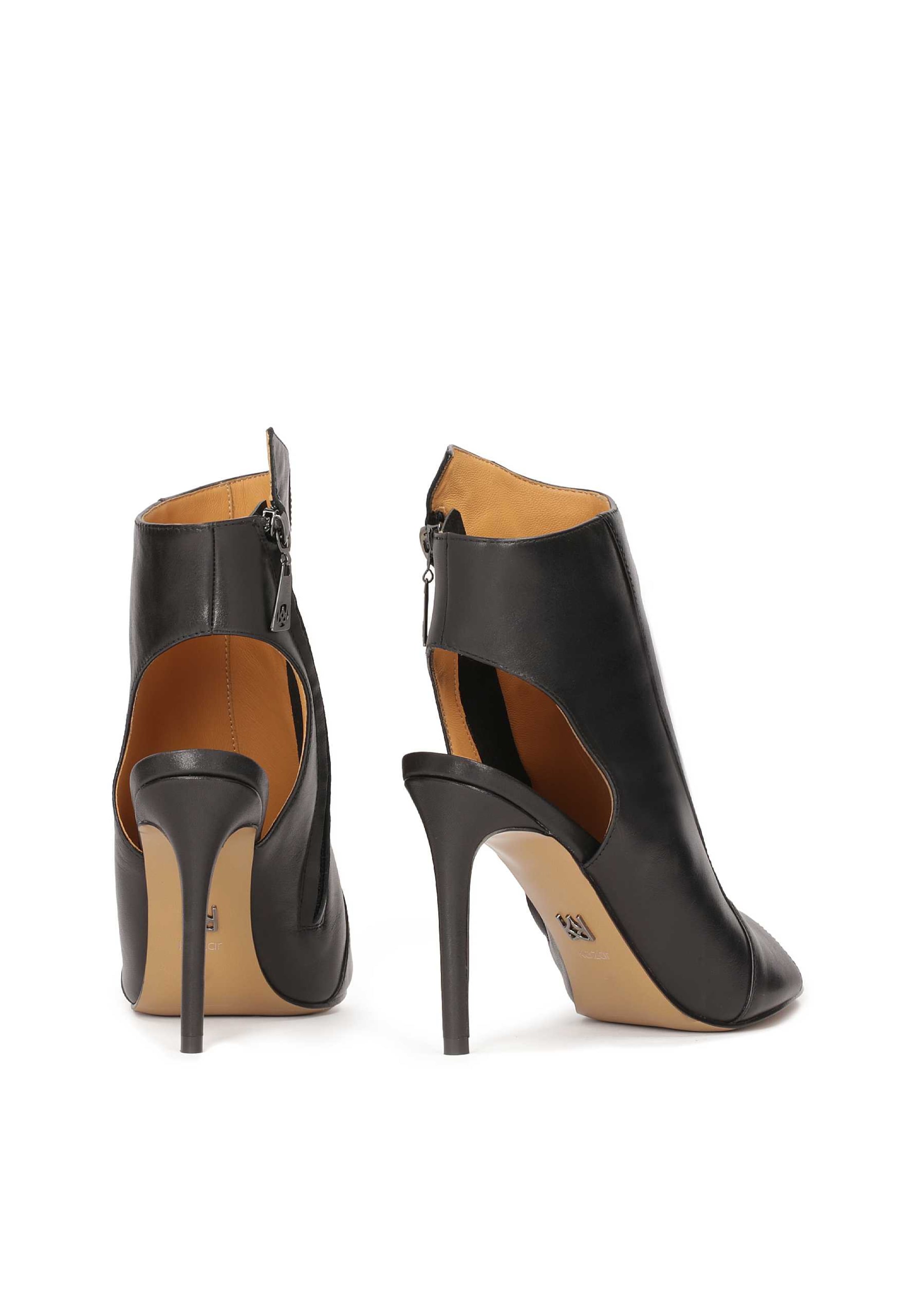 Kazar High front pumps in Black