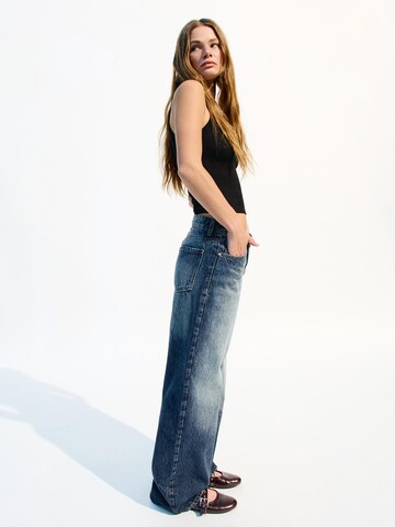 Wide leg Jeans di Bershka in blu