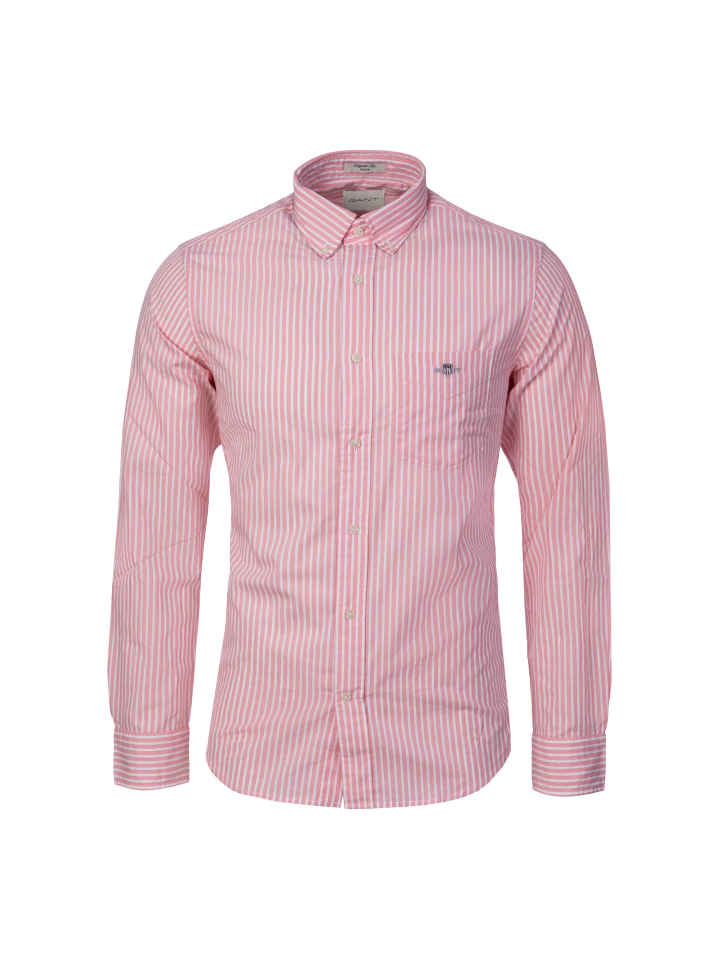GANT Button Up Shirt in Pink: front