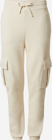 DAN FOX APPAREL Tapered Cargo Pants 'Taylor Heavyweight' in White: front