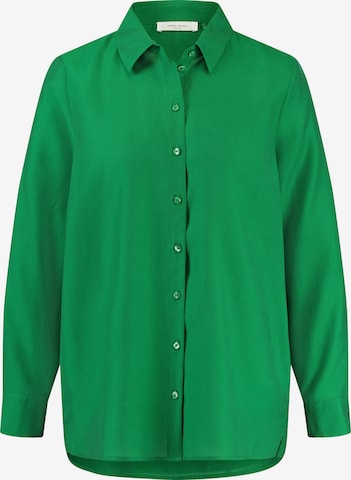 GERRY WEBER Blouse in Green: front