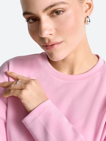 Bluză de molton de la Rich & Royal pe alb