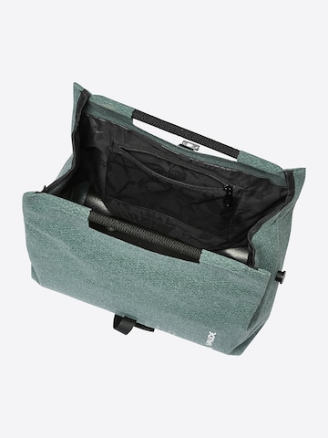 VAUDE Sports Bag in Green