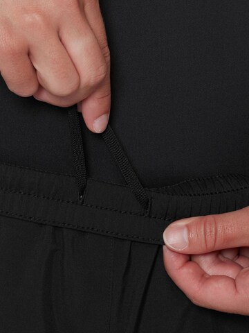 MAMMUT Regular Hose in Schwarz