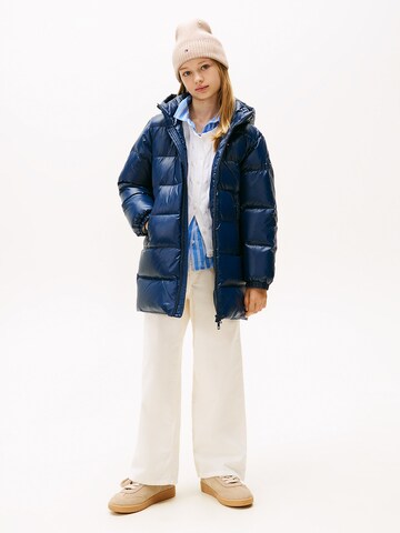 TOMMY HILFIGER Winterjas 'Essential' in Blauw: voorkant