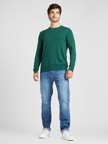 TOMMY HILFIGER Pullover 'ESSENTIAL' i grøn