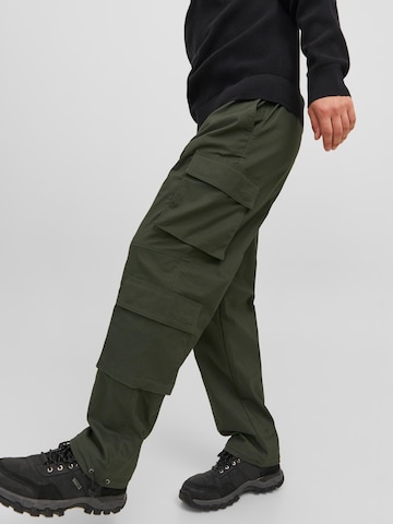 pilka JACK & JONES Standartinis Laisvo stiliaus kelnės 'Bill Virgo'