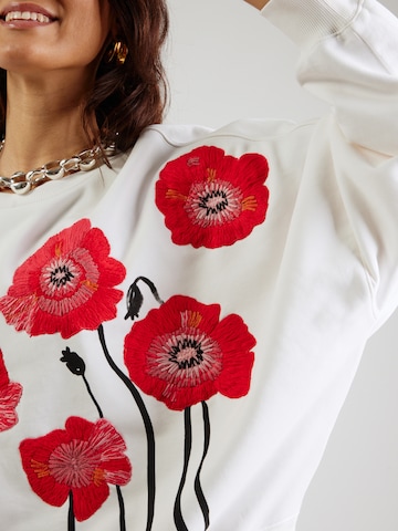 Sweat-shirt 'ASTERA_P3' DRYKORN en blanc