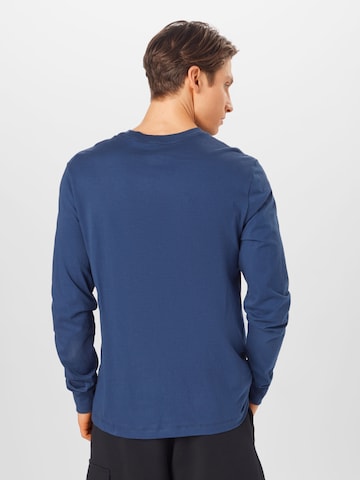 Nike Sportswear Shirt in Blau