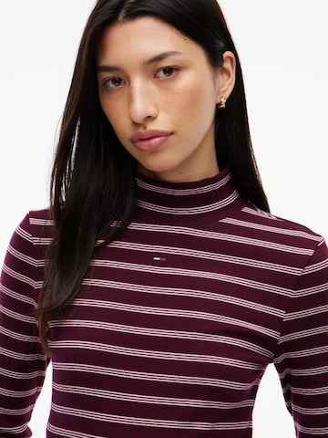 Maglietta 'ESSENTIAL' di Tommy Jeans in rosso