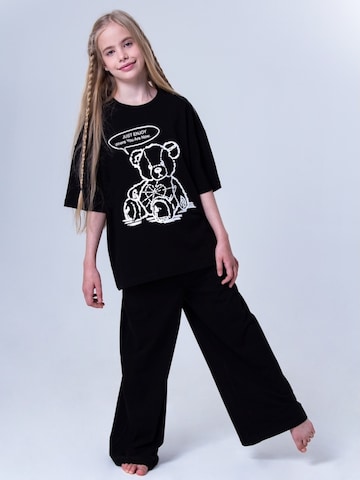 WINKIKI Schlafanzug‌‌‌‌‌‌‌‌‌‌ in Schwarz