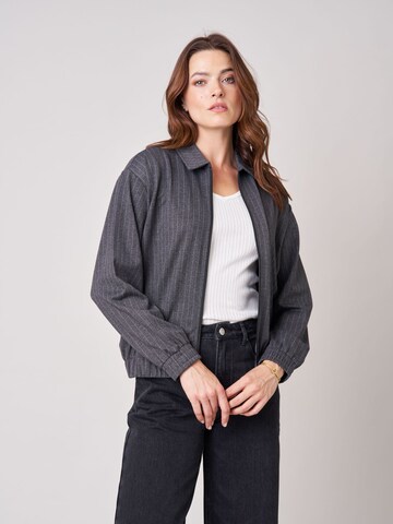 Deeluxe Between-Season Jacket in Grey