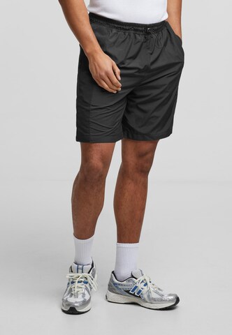 Starter Black Label Regular Pants in Black: front