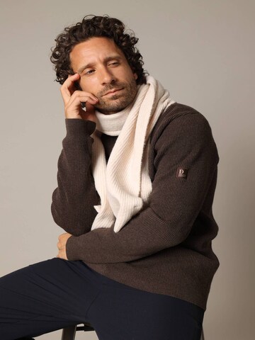 Écharpe 'LEDGES' Deeluxe en blanc