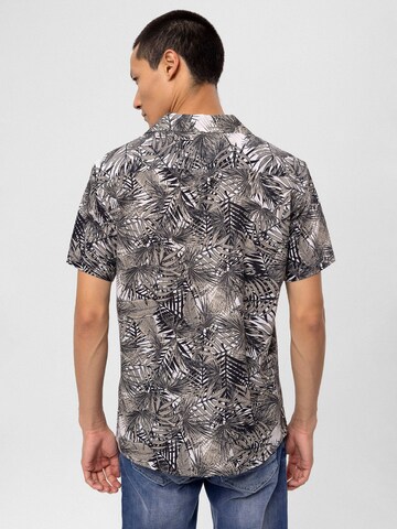 Coupe regular Chemise By Diess Collection en mélange de couleurs
